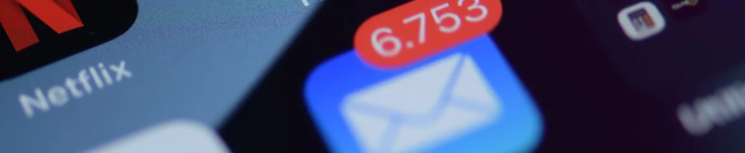 3 Signs Your Community Org Has Outgrown Group Texts
