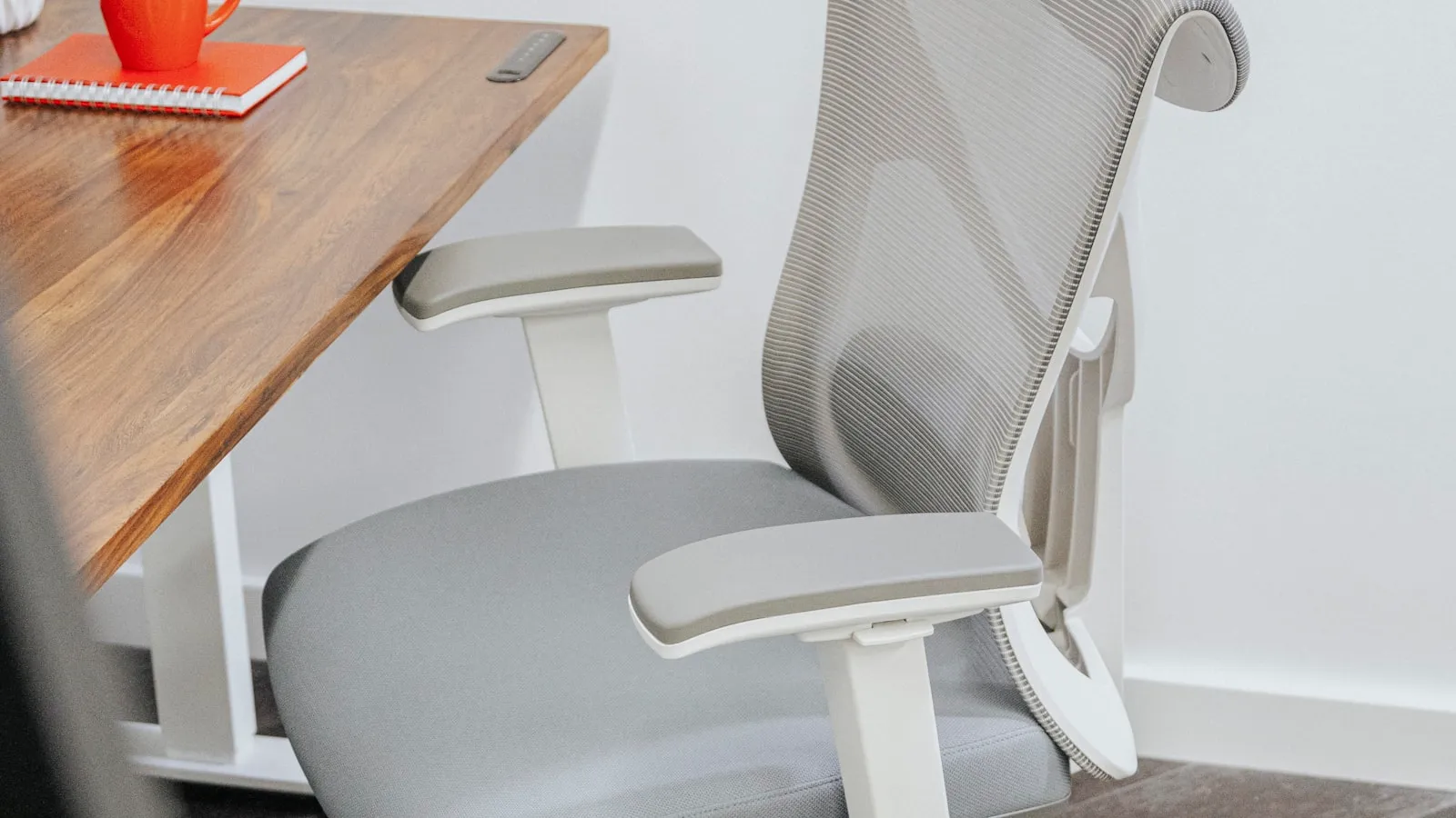 The Leadership Transition Problem: Why Orgs Lose Months Every Year